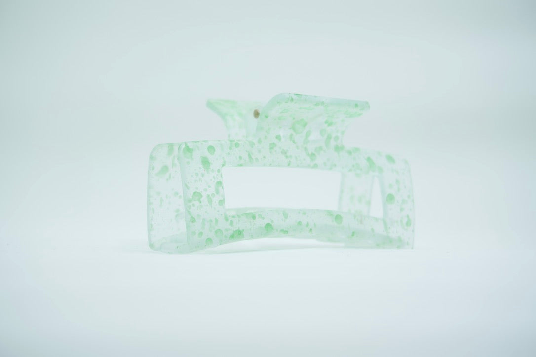 Medium Hair Claw #31