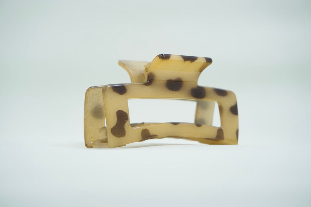 Medium Hair Claw #36