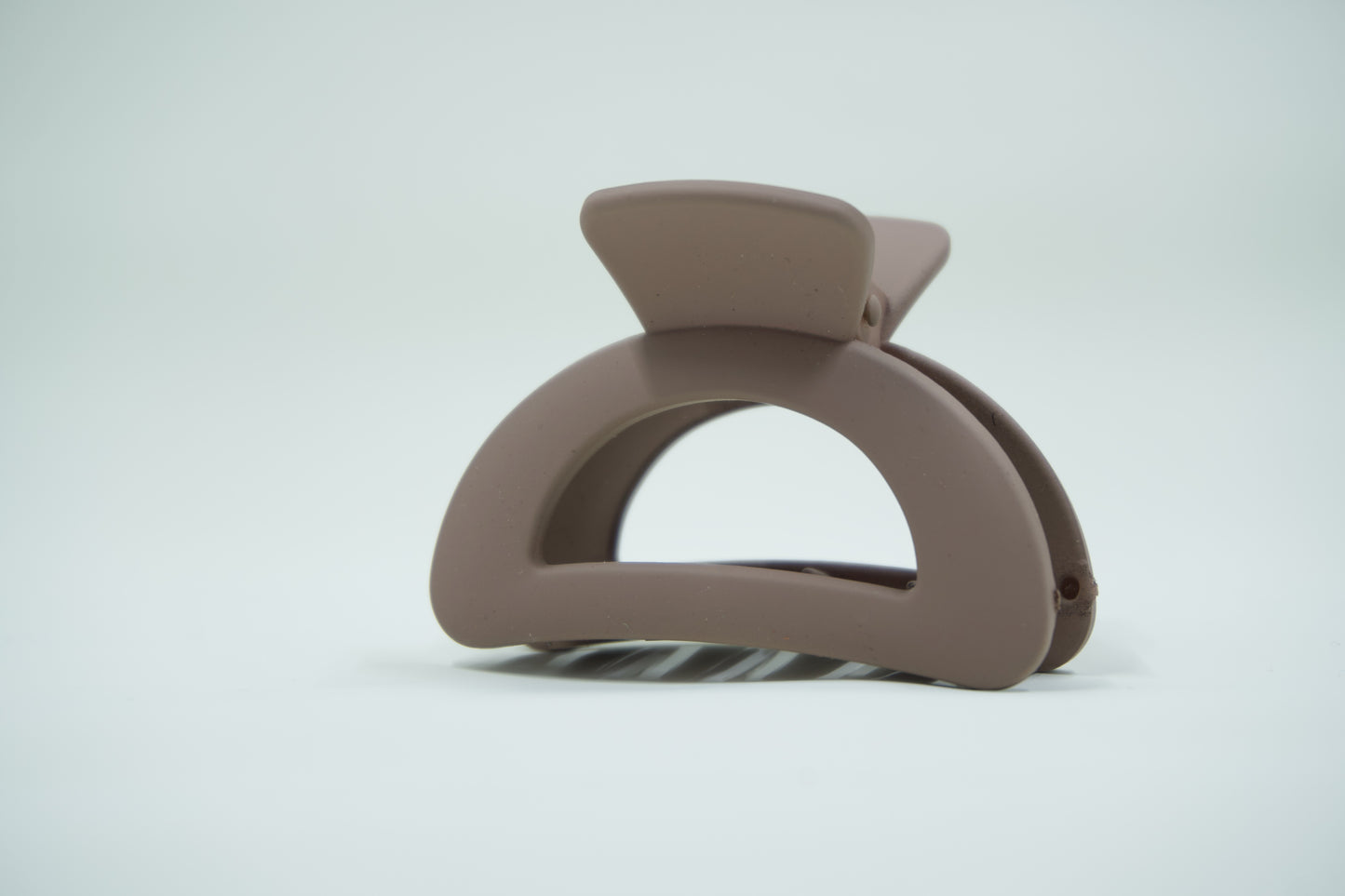Small Hair Claw #8