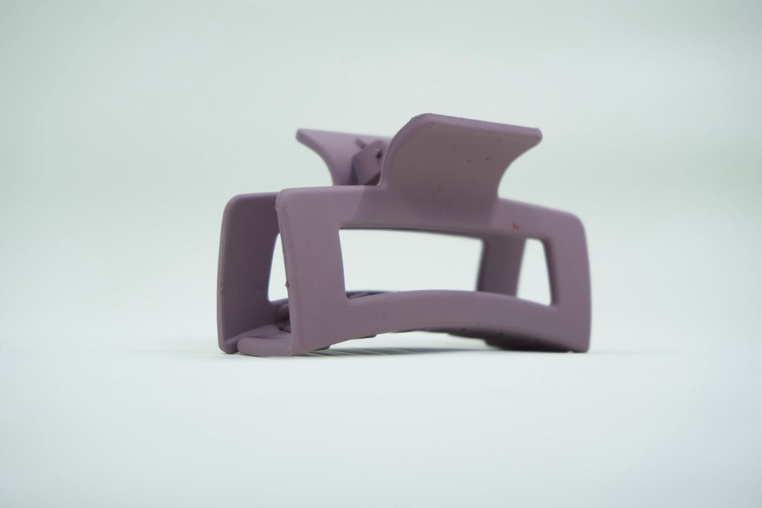 Medium Hair Claw #47
