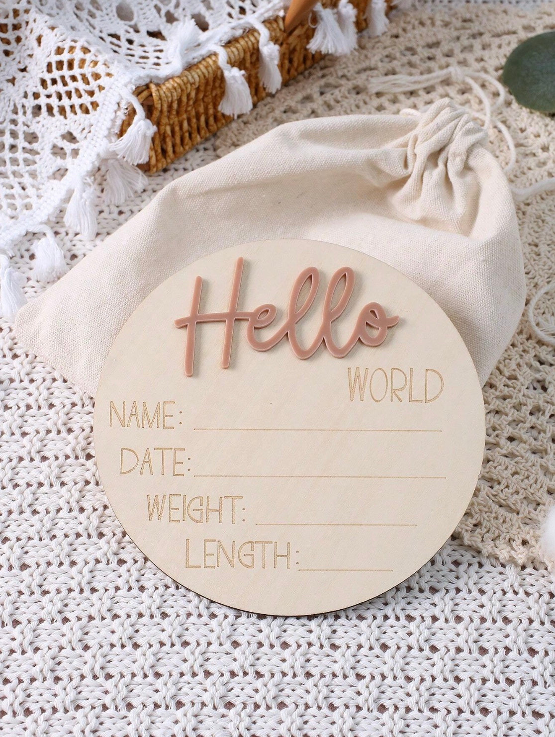 Tan Hello world sign